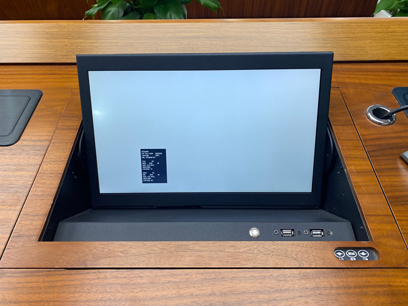 渝中区某公司安装无纸化会议屏和投影仪